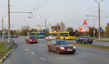 Билборд по ул. Бородина / ул. Мазурова (сторона А)